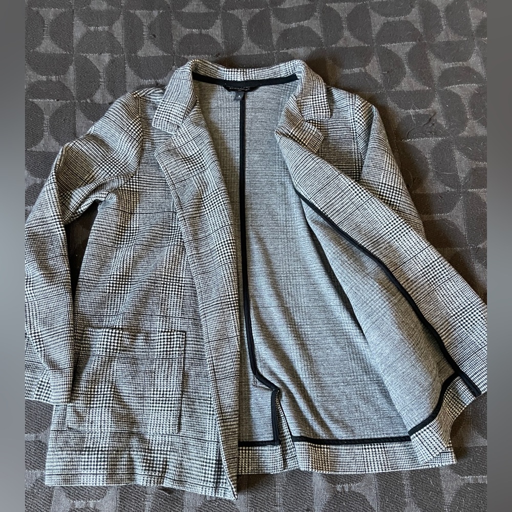 Banana Republic Women's Black and White Checkered Blazer